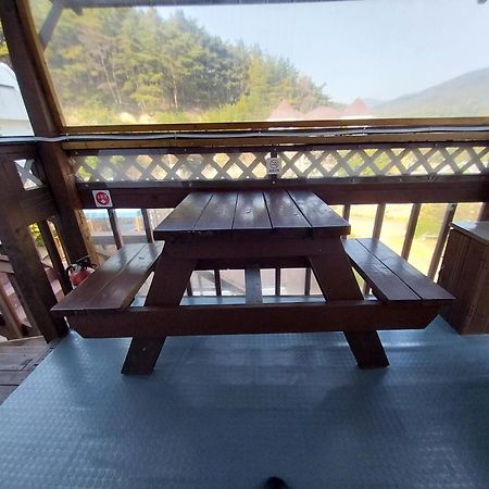 Another World Pension Gyeongju Bagian luar foto