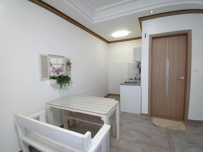 Another World Pension Gyeongju Bagian luar foto